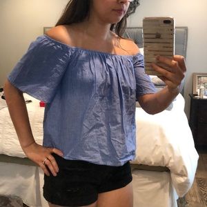 Express of the shoulder top